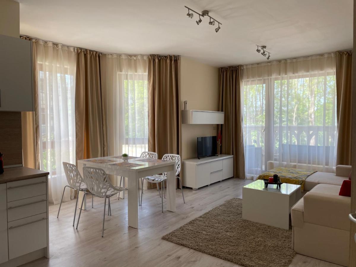 Deluxe Apartment Varna South Bay Beach Residence Bagian luar foto